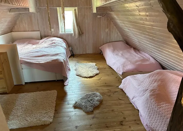 Haus Herhoenspatziert *